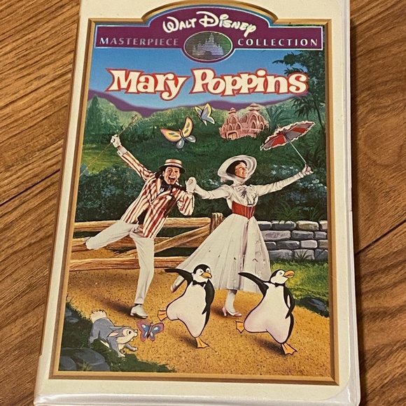 Disney Masterpiece Collection Mary Poppins VHS - Picture 5 of 6